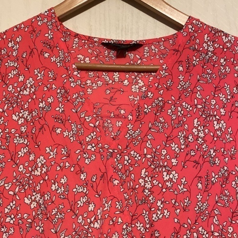 Banana‎ Republic top - Picture 2 of 6